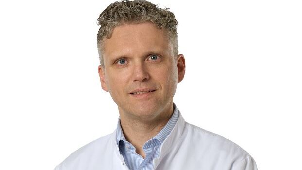 Winan van Houdt Highlights New Article on Surgical Strategies for TIL Therapy in Melanoma