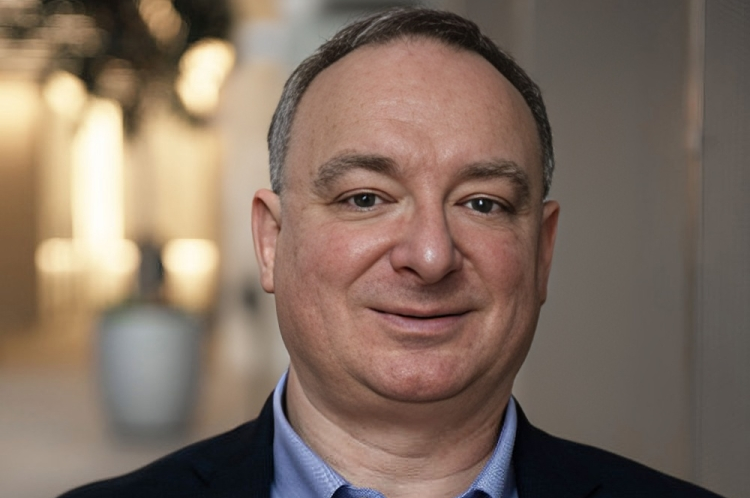From immunotherapy and AI to cancer vaccines with Laszlo Radvanyi – UICC