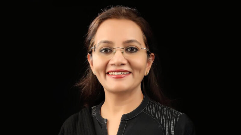 Monika Pansari: Empowering women with advanced surgical approaches to breast & ovarian cancer