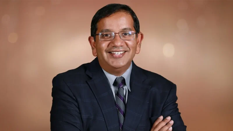 Anirban Maitra Congratulates Manuel Hidalgo on AACR Academy Fellowship