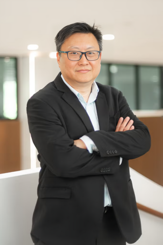 The Babak Lab: Professor Wee Han Ang on Mentorship, Research and Balance