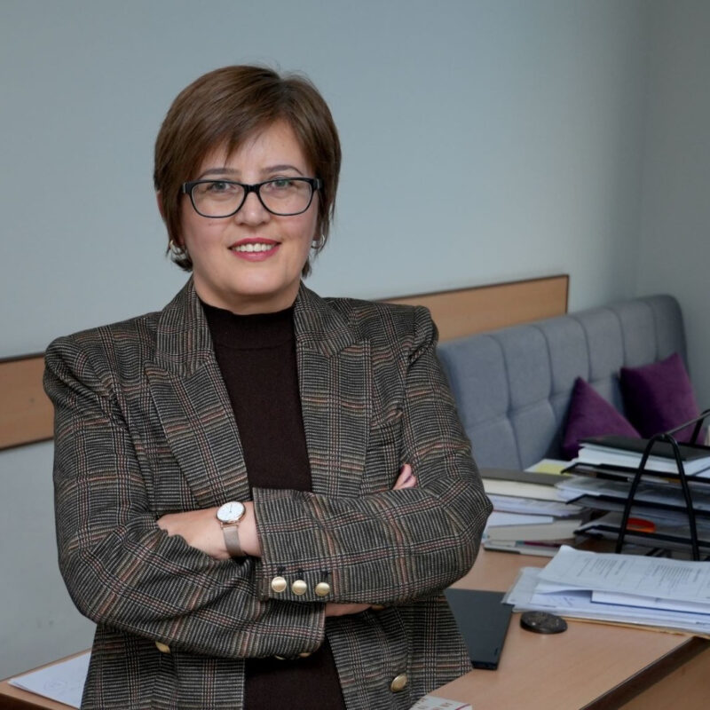 Asthghik Voskanyan MD