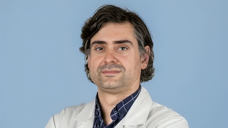 Pedro Marques receives 2025 Endocrine Society Early Investigator Award for pituitary tumor research