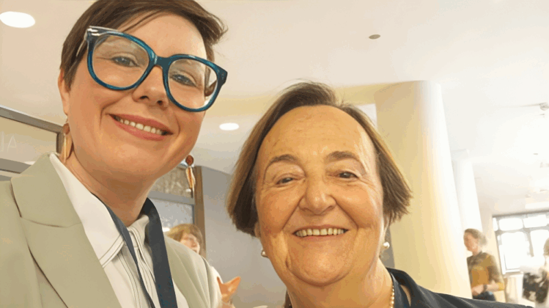 Brittney Abernathy: Lovely to Meet Prof. Angela Tincani at Rheuma Preg 2025