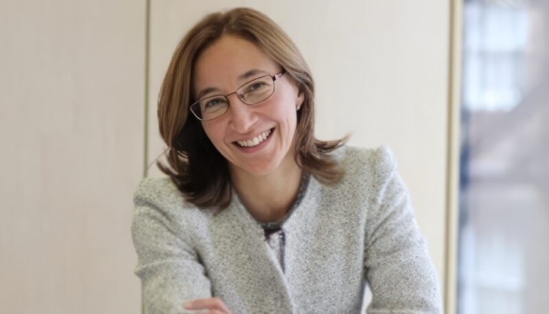 Elisabetta Zanon Announces Two Open Positions at the European Cancer Organisation