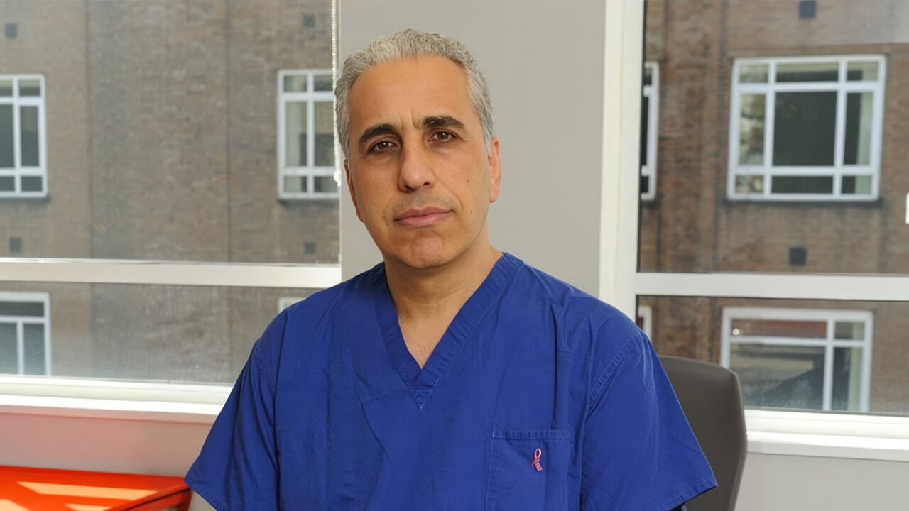 Kefah Mokbel: PMRT and Implant-Based Breast Reconstruction
