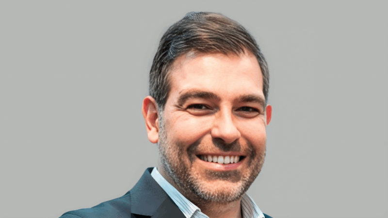 Tomás Pascual Martínez: DEFINITIVE Trial Survey for Breast Cancer Care Professionals