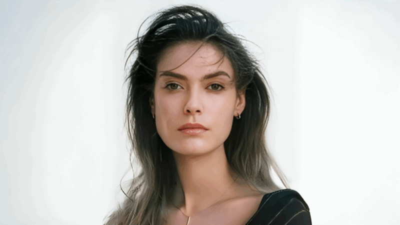 Isabel Deprince: Daydreaming – Between Grief and Light