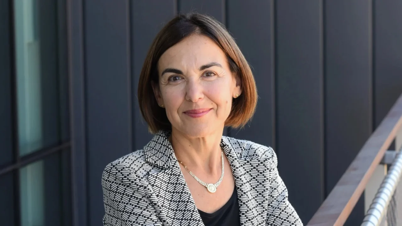 Lidia Schapira: Where Can We Find a Smart Discussion Group?