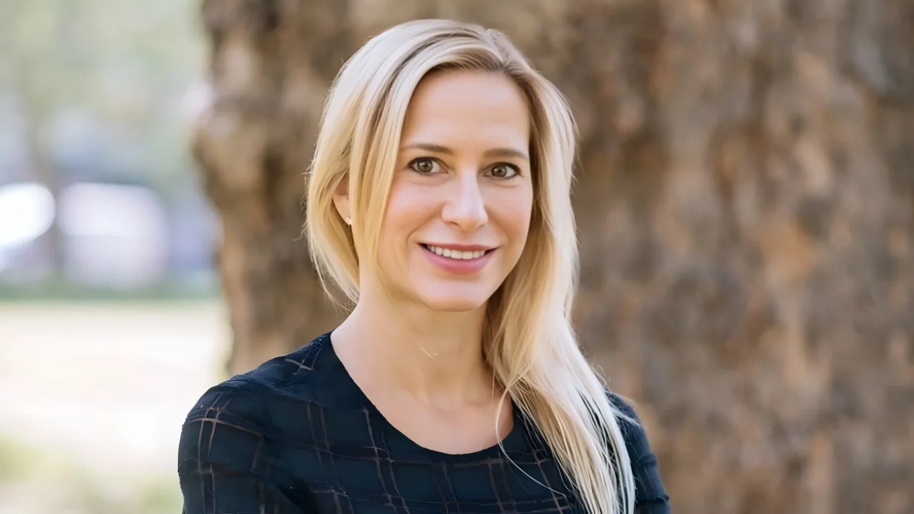 Laura Towart: Vivan Therapeutics Named One of the 1,000 Largest AI Firms in Britain
